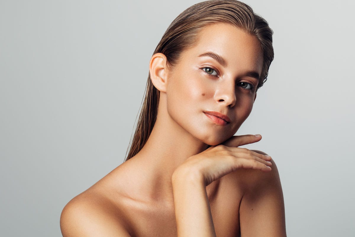 Balanced chin and cheek profile at Vida Bela Plastic Surgery