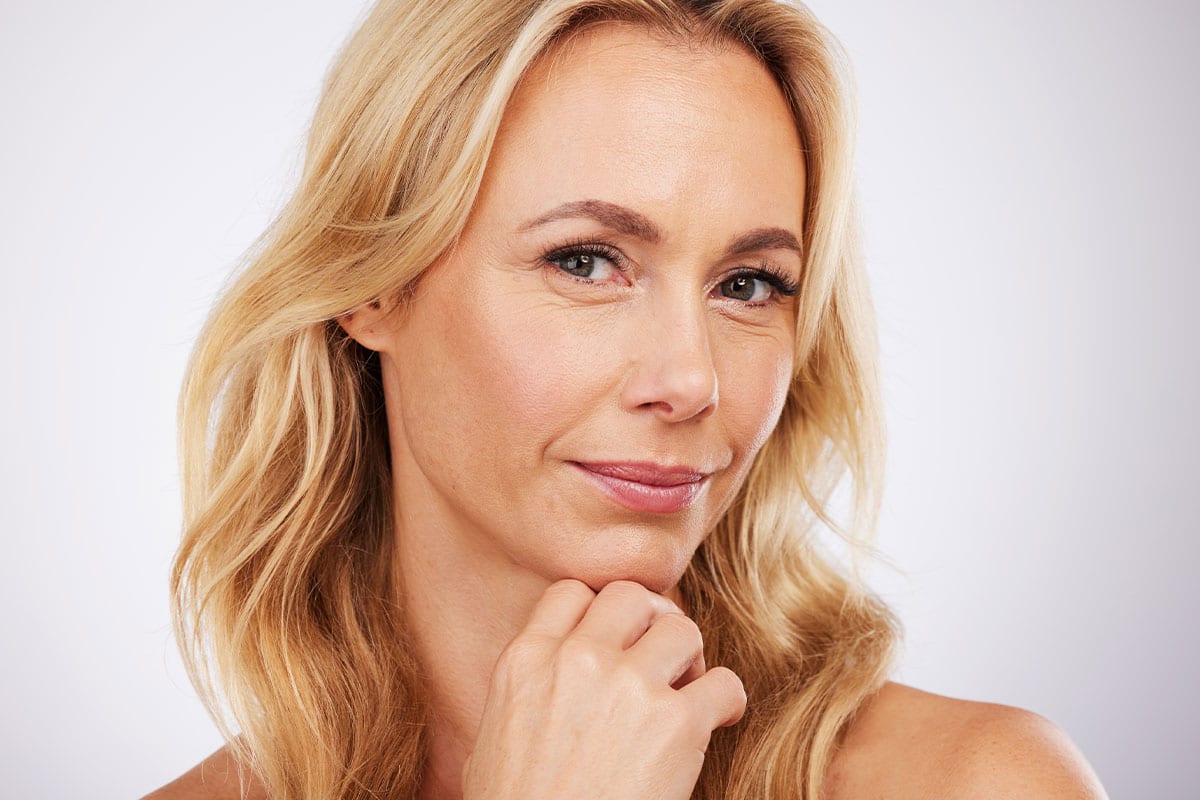 Laser treatment for redness, rosacea, and visible vessels at Vida Bela Laser Center.