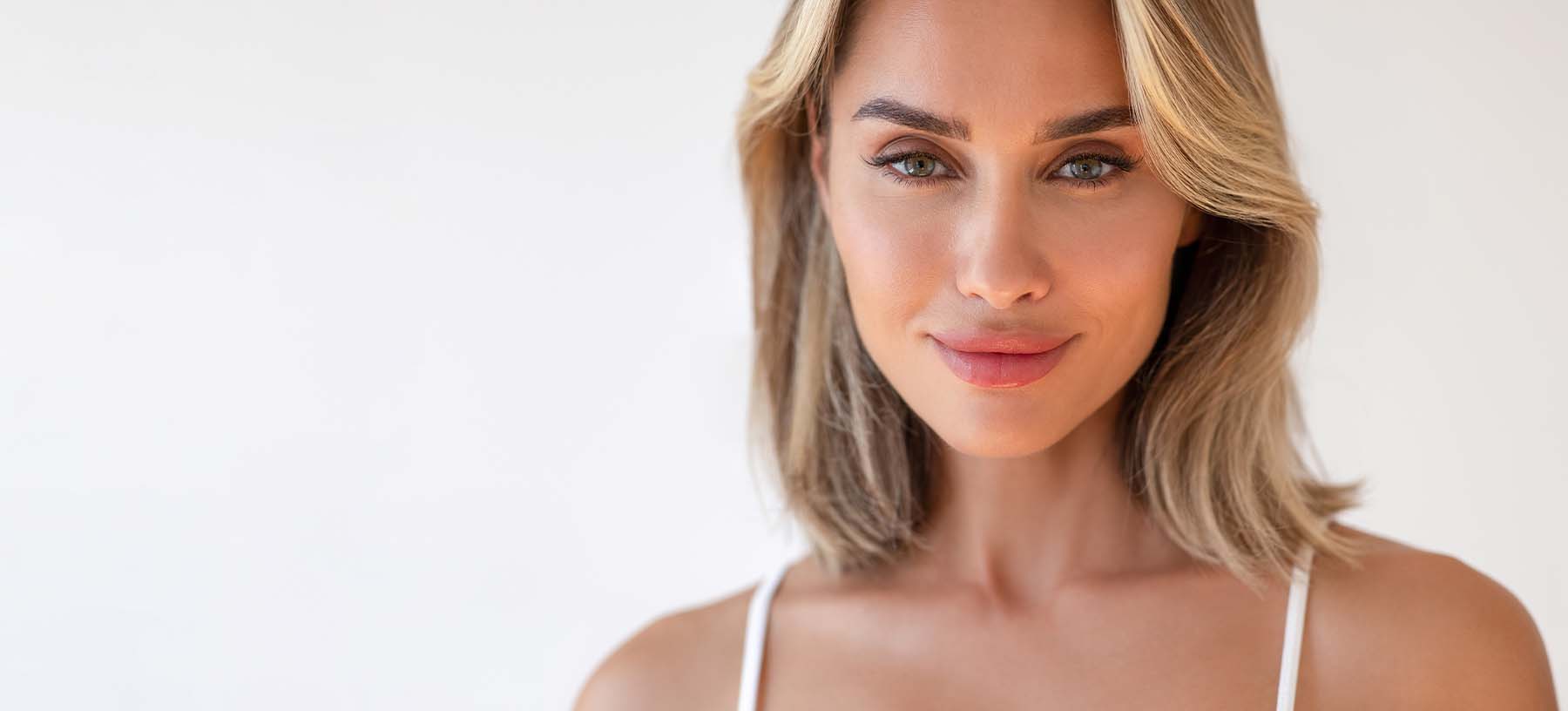 Multi-device Trifecta laser protocol at Vida Bela Laser Center.